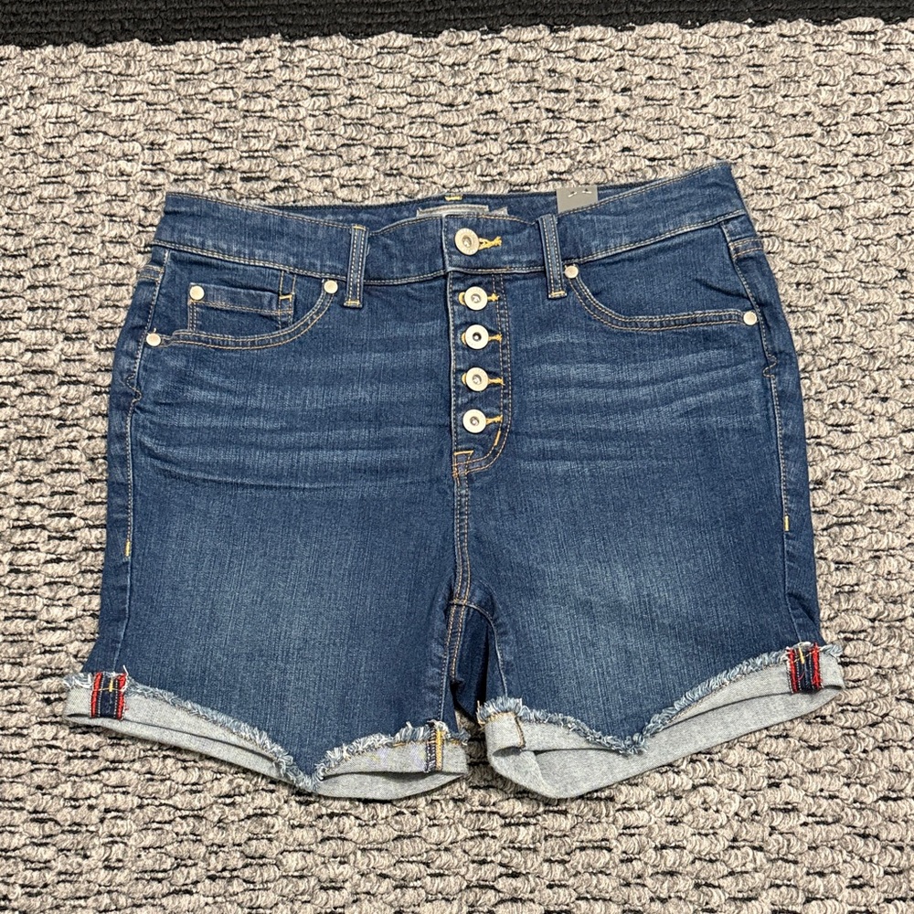 Torrid High Rise Button Fly Denim Shorts Womens 10 Raw Hem Classic Summer Casual